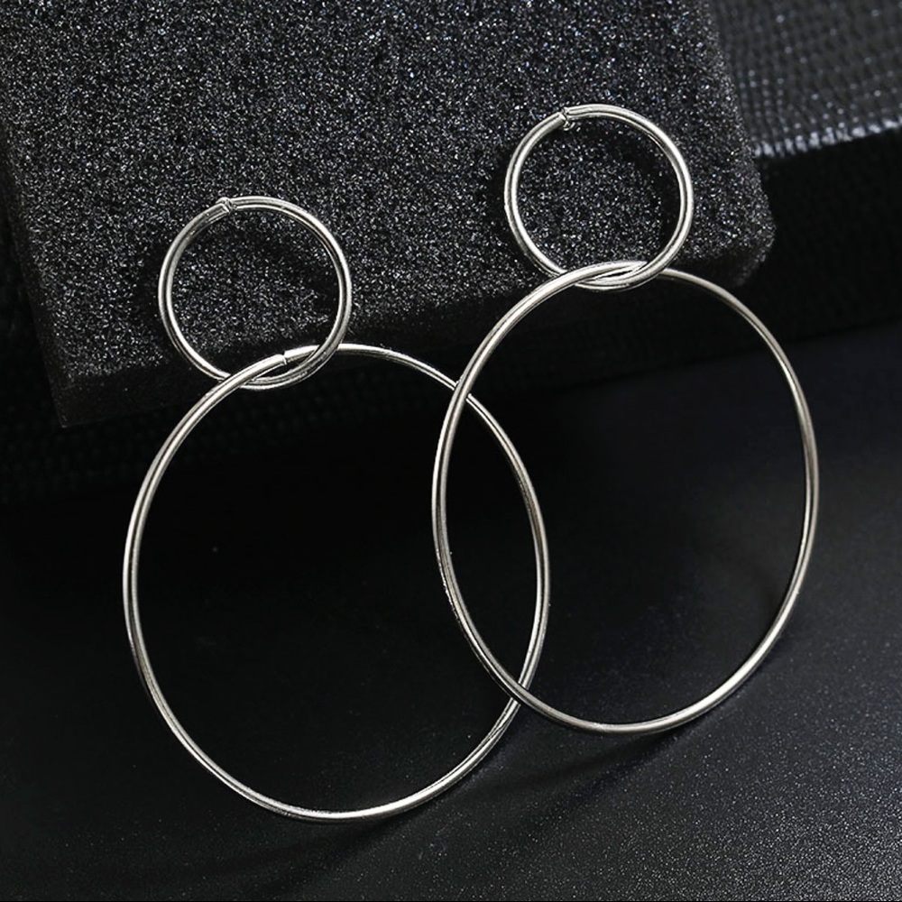 Any 2/$20! Silver Connected Hoop Circle Earrings - Picture 2 of 8